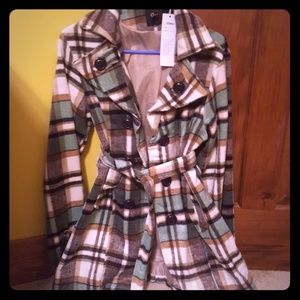 BRAND NEW with tags Plaid Peacoat Lg